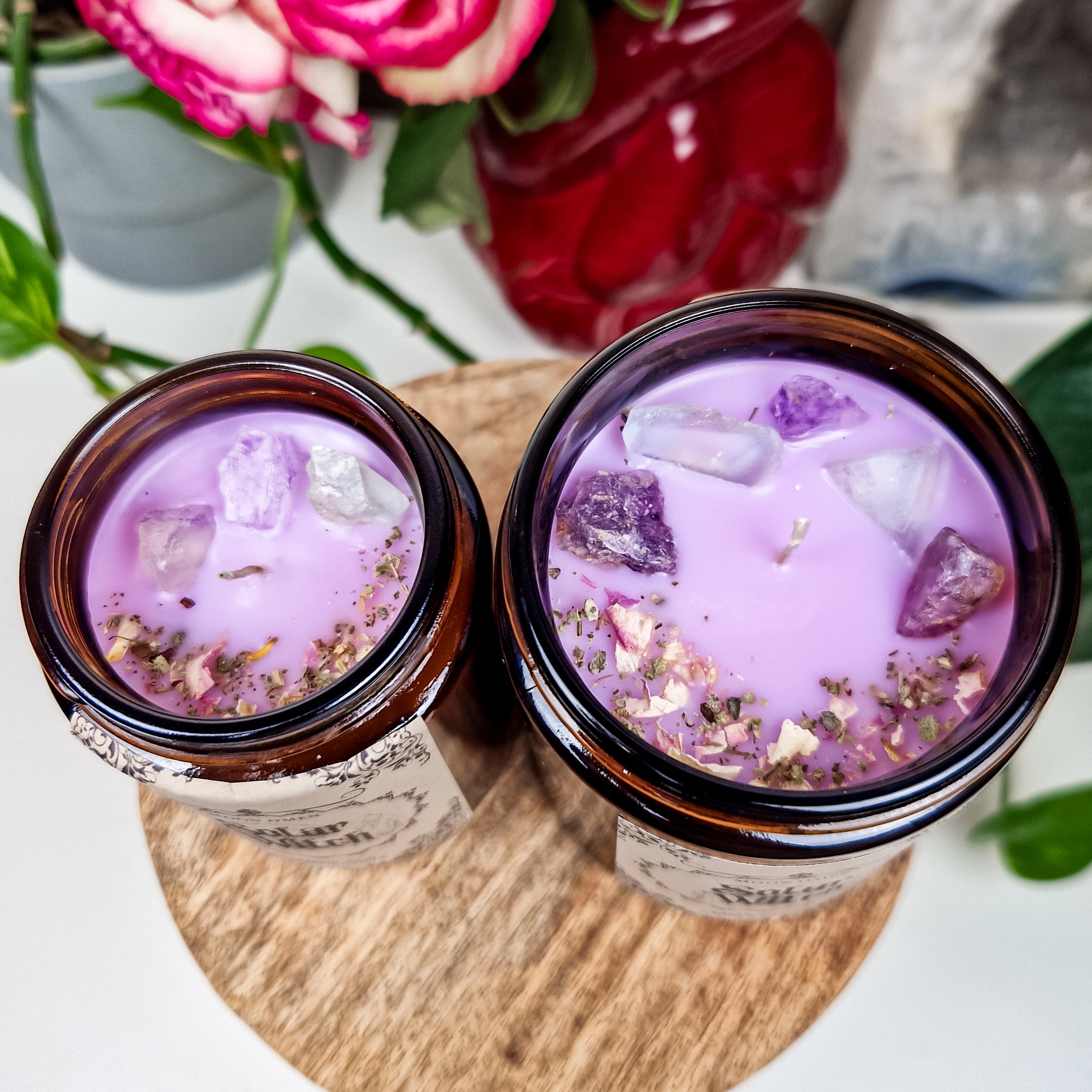 Duftkerze 'Solar Witch' - Saffran, Oud Wood & Vanille